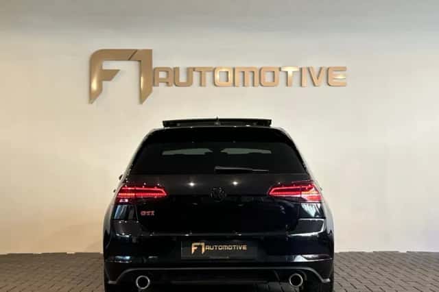 Volkswagen Golf (2019) thumbnail 10