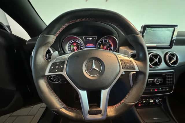Mercedes-Benz CLA-Klasse (2015) thumbnail 13