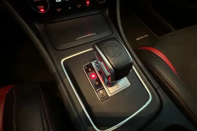 Mercedes-Benz CLA-Klasse (2015) thumbnail 19