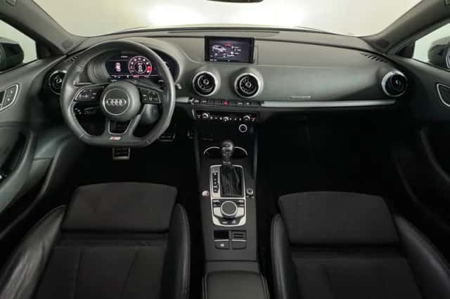 Audi A3 (2018) thumbnail 4
