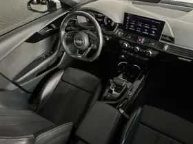 Audi A4 (2022) thumbnail 5