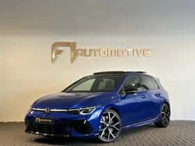 Volkswagen Golf (2023) thumbnail 2