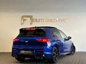 Volkswagen Golf (2023) thumbnail 3