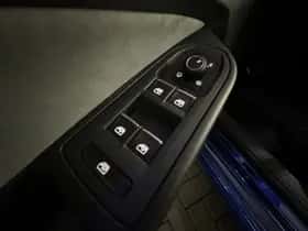 Volkswagen Golf (2023) thumbnail 23