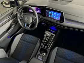 Volkswagen Golf (2023) thumbnail 30