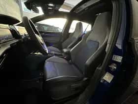 Volkswagen Golf (2023) thumbnail 6
