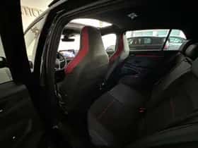 Volkswagen Golf (2025) thumbnail 15