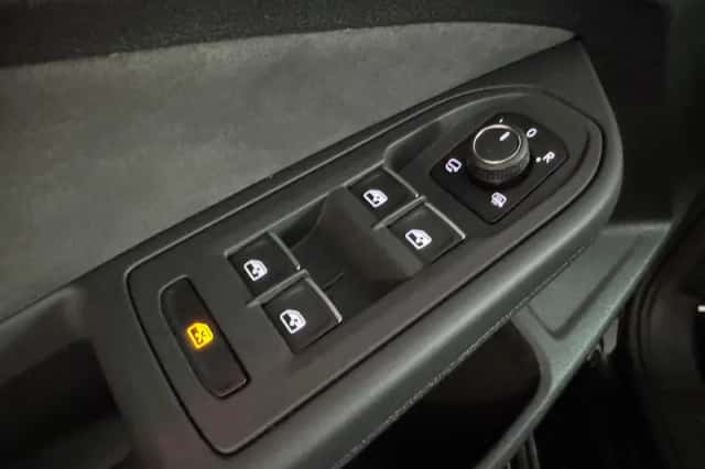 Volkswagen Golf (2025) thumbnail 22
