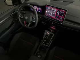 Volkswagen Golf (2025) thumbnail 42