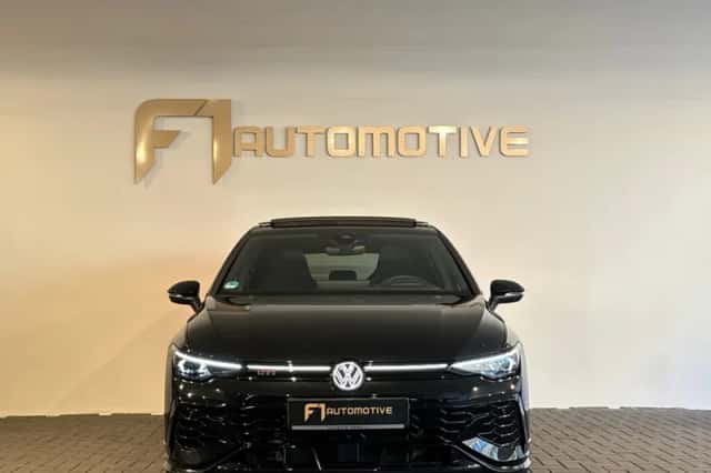 Volkswagen Golf (2025) thumbnail 9