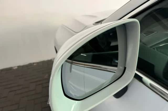Volvo XC60 (2023) thumbnail 19