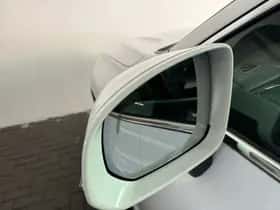 Volvo XC60 (2023) thumbnail 19