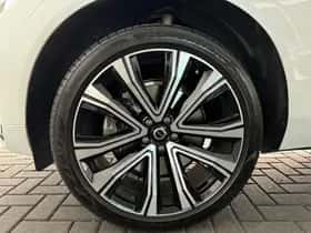 Volvo XC60 (2023) thumbnail 21