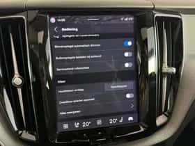 Volvo XC60 (2023) thumbnail 30
