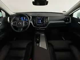 Volvo XC60 (2023) thumbnail 4