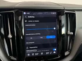 Volvo XC60 (2023) thumbnail 32