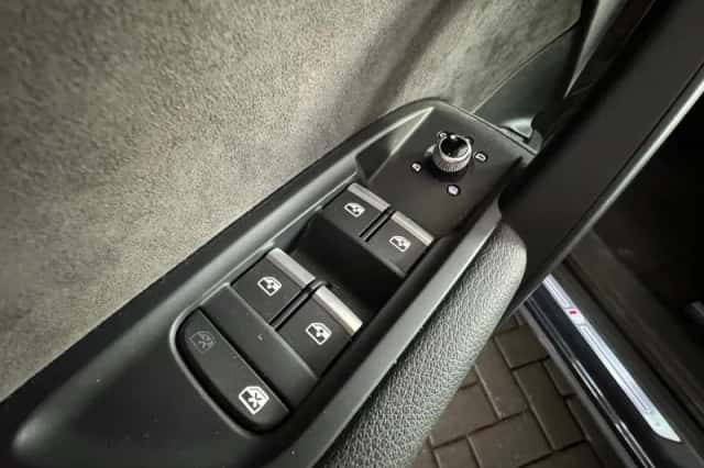 Audi Q5 (2020) thumbnail 21