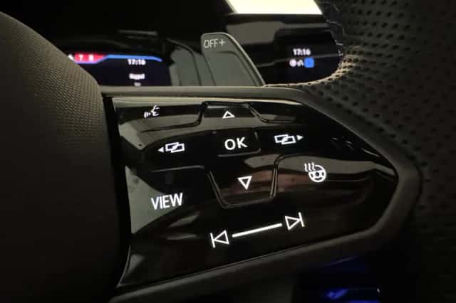 Volkswagen Golf (2023) thumbnail 14