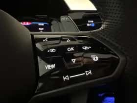 Volkswagen Golf (2023) thumbnail 14