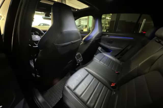 Volkswagen Golf (2023) thumbnail 16