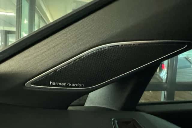 Volkswagen Golf (2023) thumbnail 21