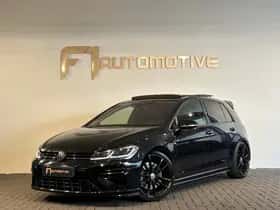 Volkswagen Golf (2017) thumbnail 2