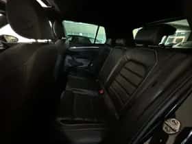 Volkswagen Golf (2017) thumbnail 24