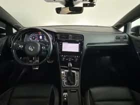 Volkswagen Golf (2017) thumbnail 4