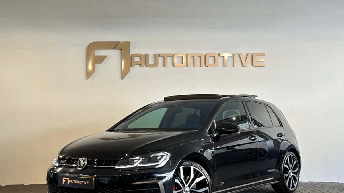 Volkswagen Golf (2017) — foto 1