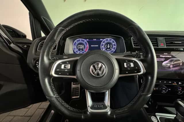 Volkswagen Golf (2017) thumbnail 15