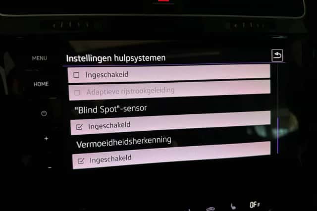 Volkswagen Golf (2017) thumbnail 28