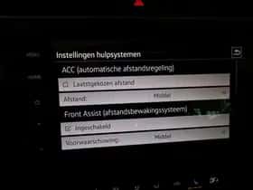 Volkswagen Golf (2017) thumbnail 30