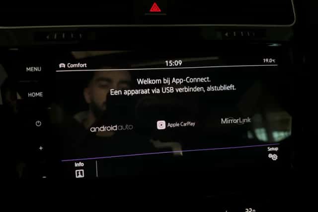 Volkswagen Golf (2017) thumbnail 33