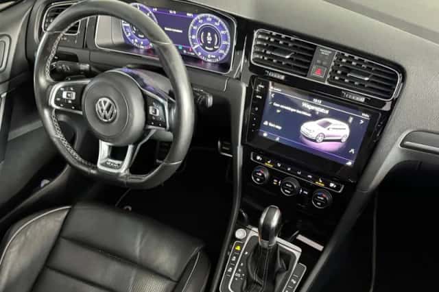 Volkswagen Golf (2017) thumbnail 35