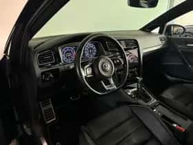 Volkswagen Golf (2017) thumbnail 5