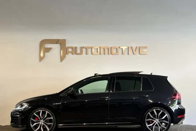 Volkswagen Golf (2017) thumbnail 10