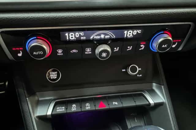 Audi Q3 (2024) thumbnail 24