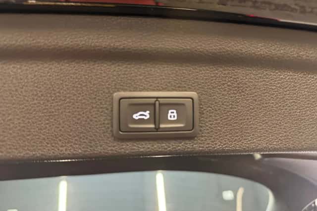 Audi Q3 (2024) thumbnail 30