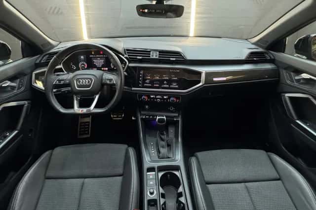 Audi Q3 (2024) thumbnail 4