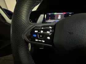 Volkswagen Golf (2023) thumbnail 15
