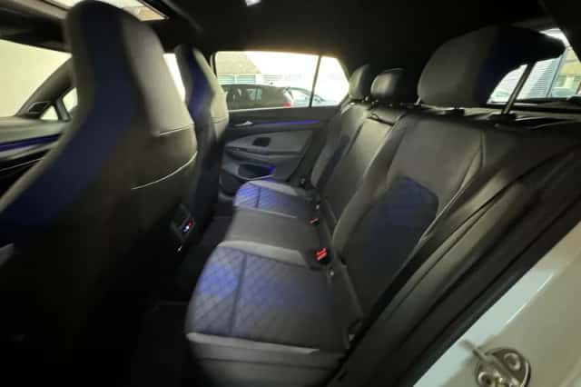 Volkswagen Golf (2023) thumbnail 27