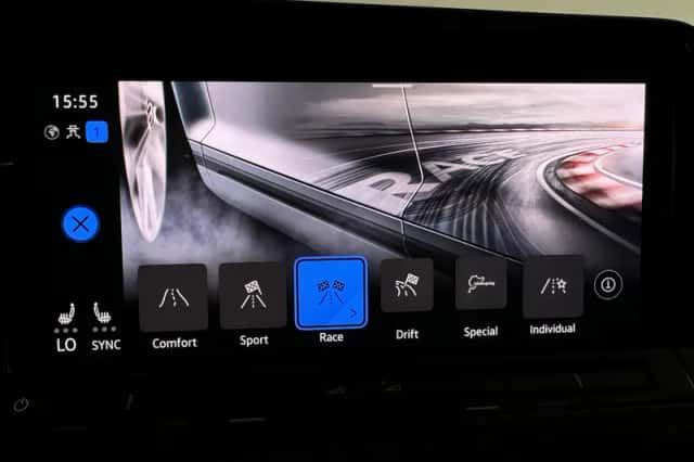 Volkswagen Golf (2023) thumbnail 34