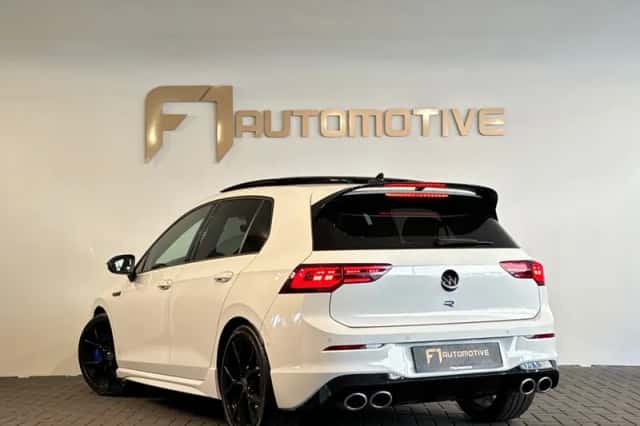 Volkswagen Golf (2023) thumbnail 8