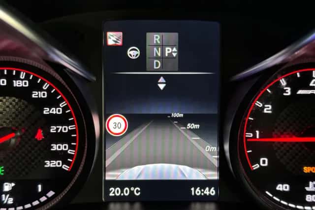 Mercedes-Benz C-Klasse (2016) thumbnail 42