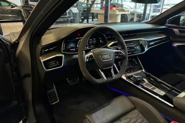 Audi RS6 (2025) thumbnail 6