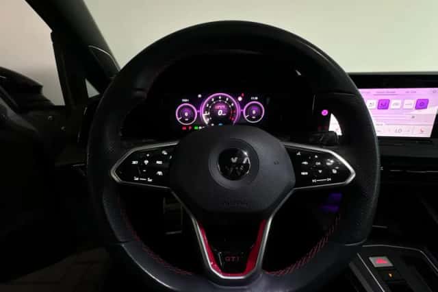Volkswagen Golf (2022) thumbnail 12