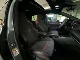 Volkswagen Golf (2022) thumbnail 30