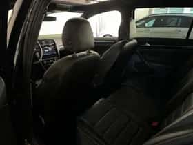 Volkswagen Golf (2017) thumbnail 16