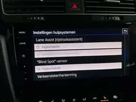 Volkswagen Golf (2017) thumbnail 35