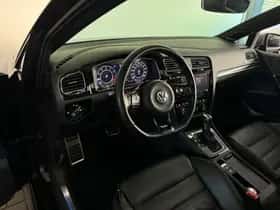Volkswagen Golf (2017) thumbnail 5
